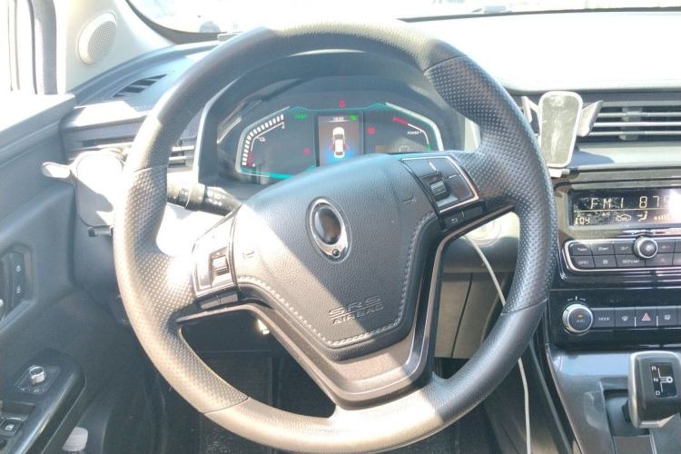 Used ORA iQ 2018 High-Range Model Ambitious Version Steering Wheel