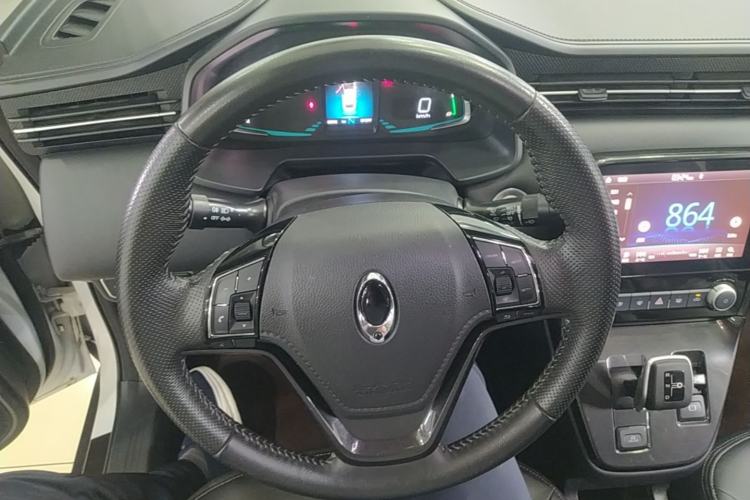 Used ORA iQ 2018 High-Range Version Smart Connectivity Model Steering Wheel