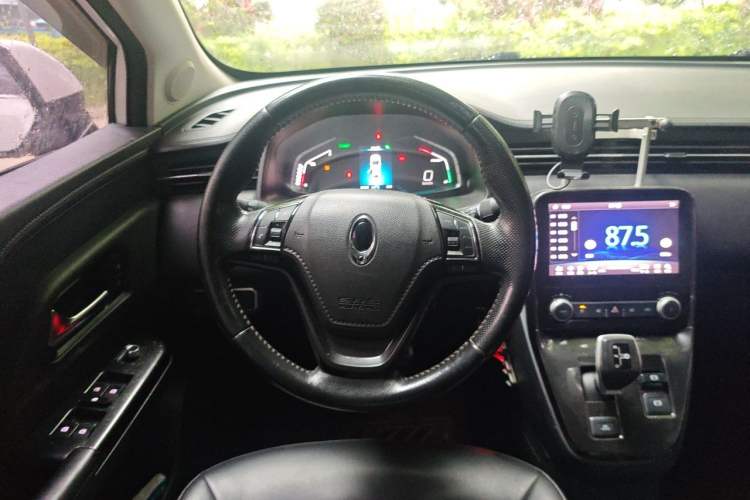 Used ORA iQ 2018 High-Range Version Smart Connectivity Model Steering Wheel