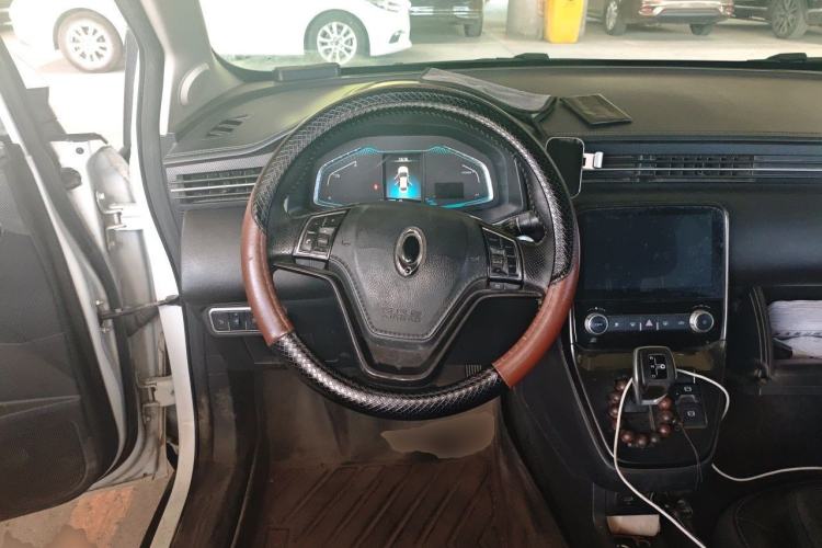 Used ORA iQ 2018 High-Range Version Smart Connectivity Model Steering Wheel