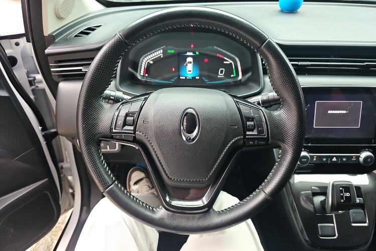 Used ORA iQ 2018 High-Range Version Smart Connectivity Model Steering Wheel