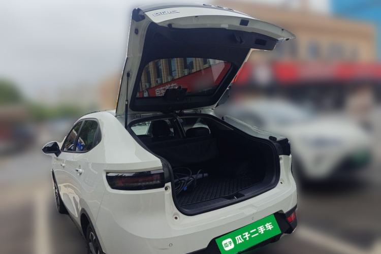 Used ORA iQ 2018 High-Range Model Smart Enjoyment Version Trunk