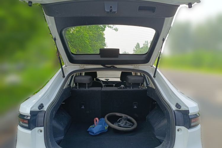 Used ORA iQ 2018 Ambitious Version Trunk