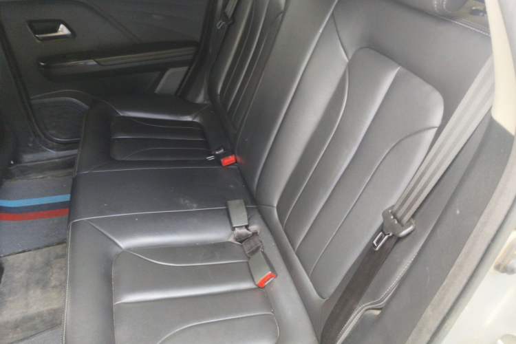 Used ORA iQ 2019 Luxury Version Left Rear Seat