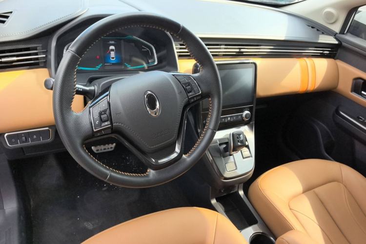 Used ORA iQ 2019 Luxury Version Interior 3