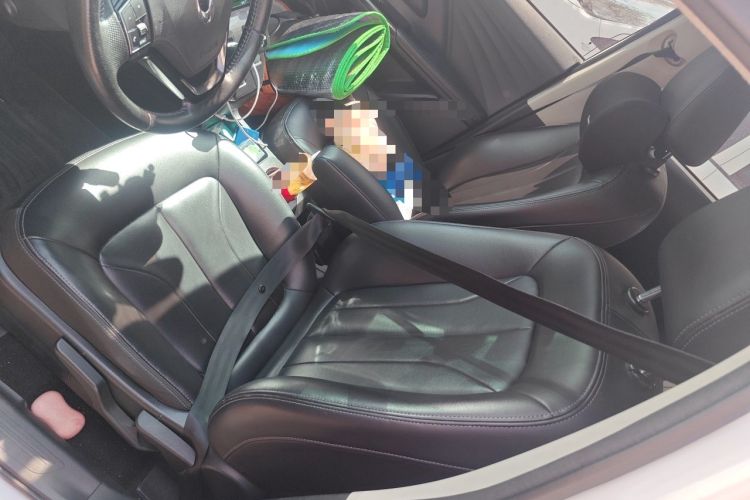 Used ORA iQ 2019 Travel Edition Left Front Seat
