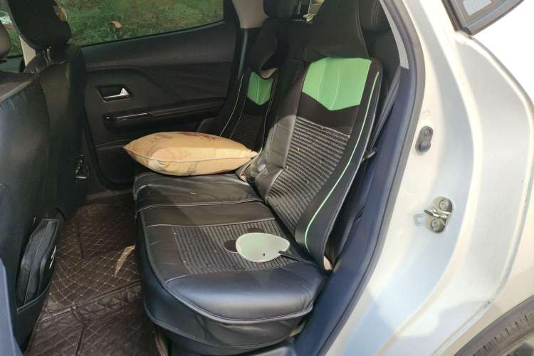 Used ORA iQ 2019 Travel Edition Left Rear Seat
