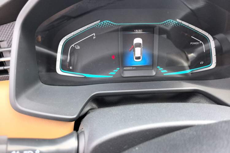 Used ORA iQ 2019 Luxury Version Odometer Close Up