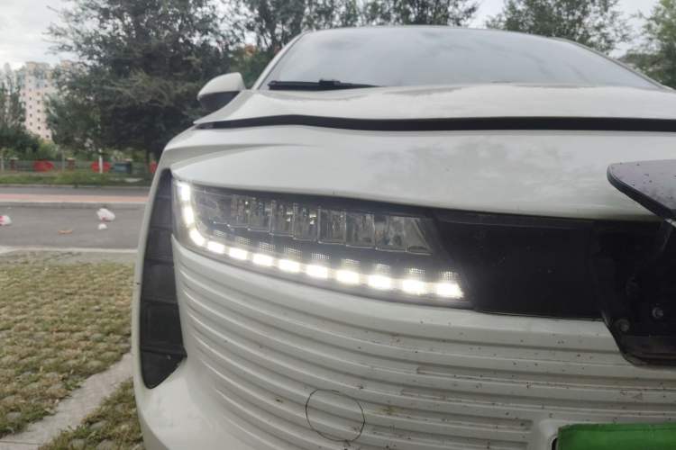Used ORA iQ 2019 Travel Edition Right Front Headlight