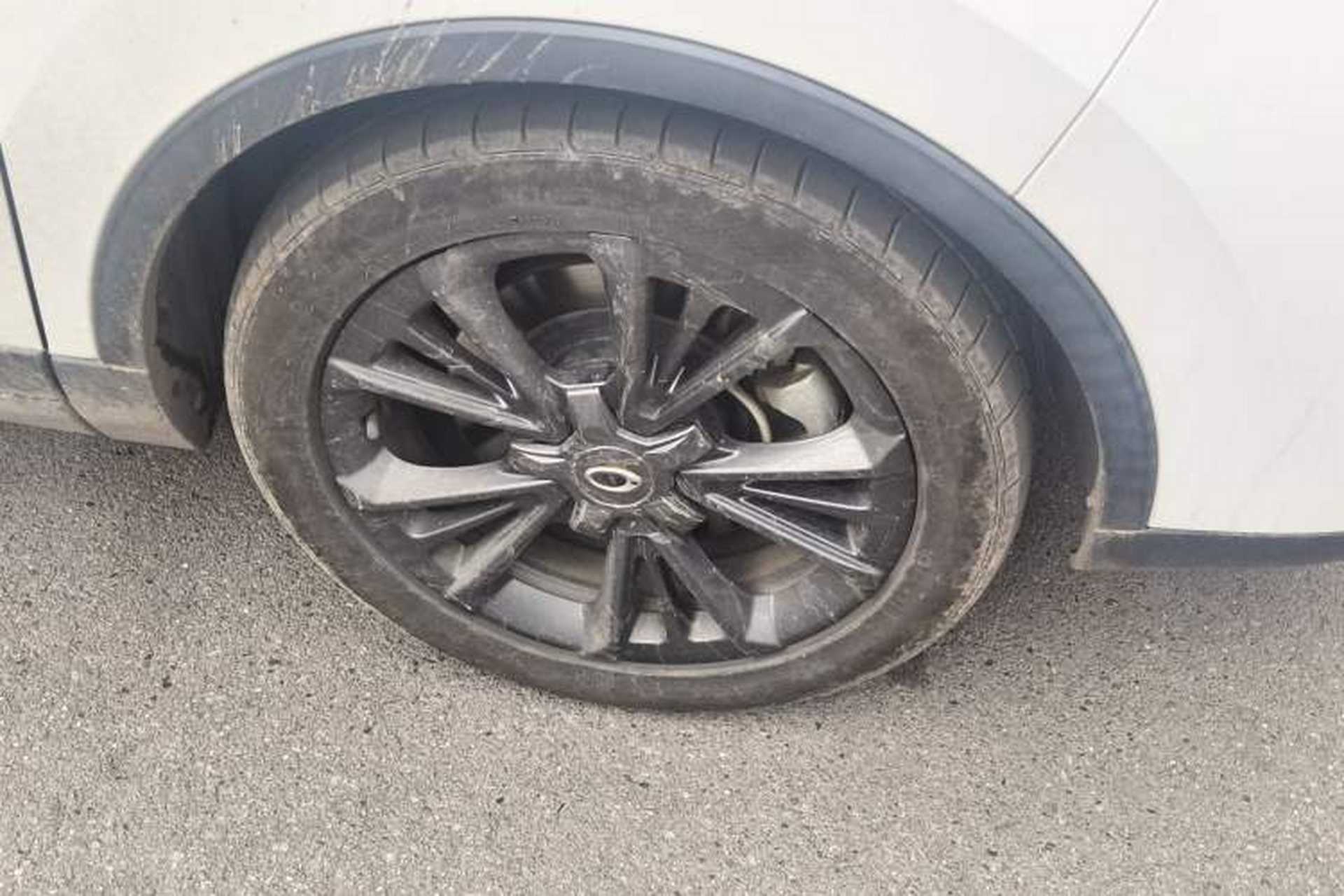 Used ORA iQ 2019 Travel Edition Right Front Wheel Hub