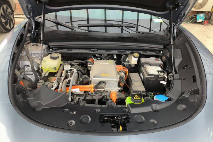 Used ORA Lightning Cat 2022 555 km Luxury Edition Engine Bay