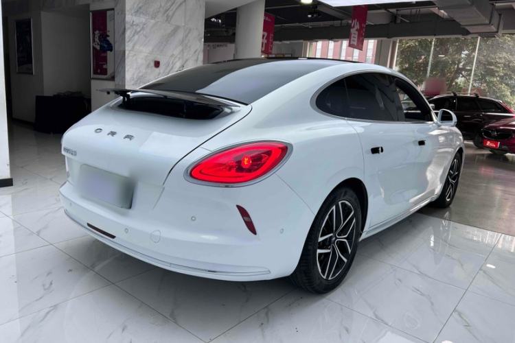 Used ORA Lightning Cat 2022 555 km Luxury Edition Exterior 5