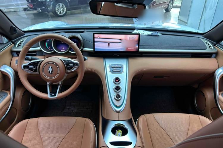 Used ORA Lightning Cat 2022 555 km Luxury Edition Interior 5