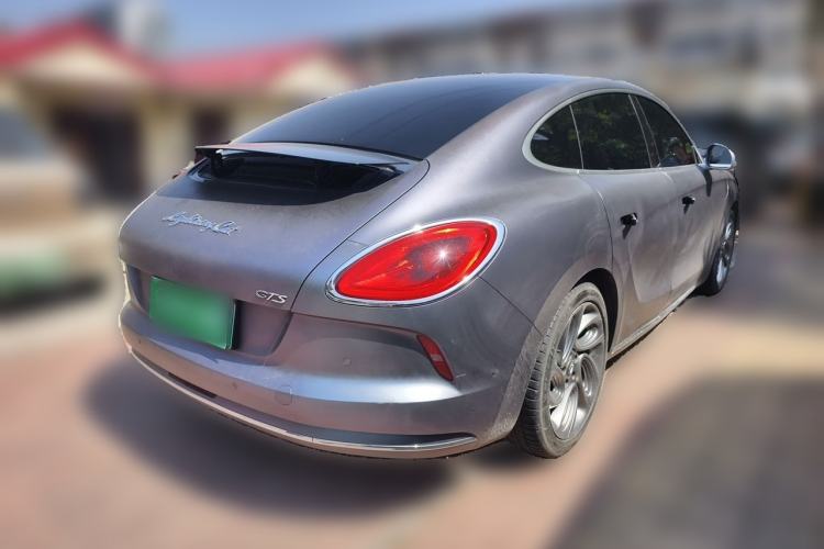 Used ORA Lightning Cat 2022 555 km Luxury Edition Rear Right 45 Deg