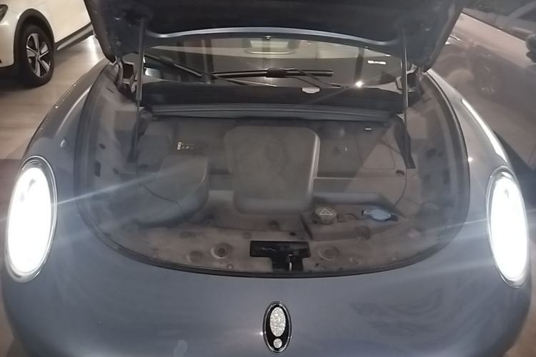 Used ORA Lightning Cat 2022 555 km Luxury Edition Engine Bay