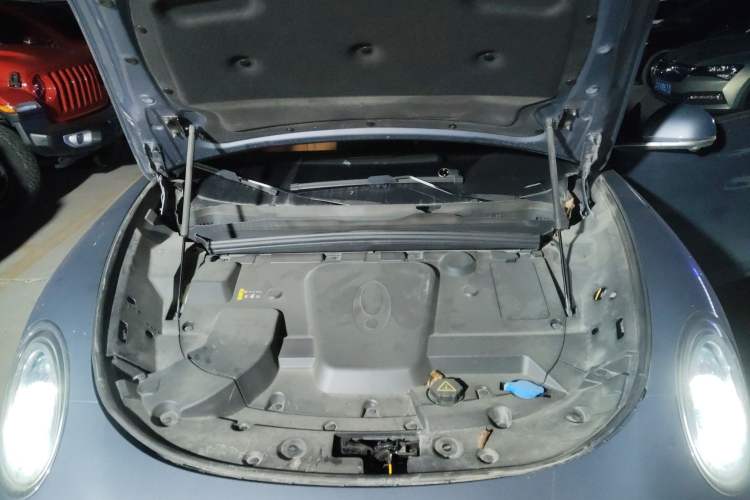 Used ORA Lightning Cat 2022 555 km Luxury Edition Engine Bay