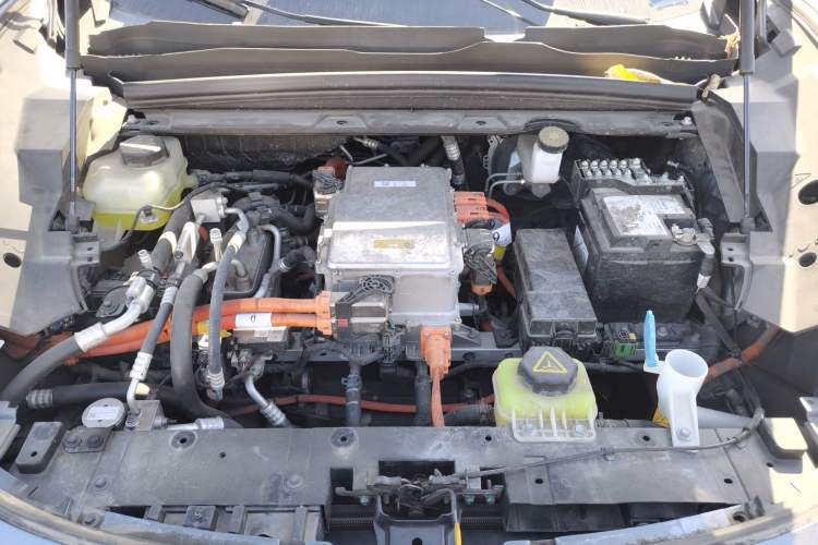 Used ORA Lightning Cat 2022 555 km Luxury Edition Engine Bay
