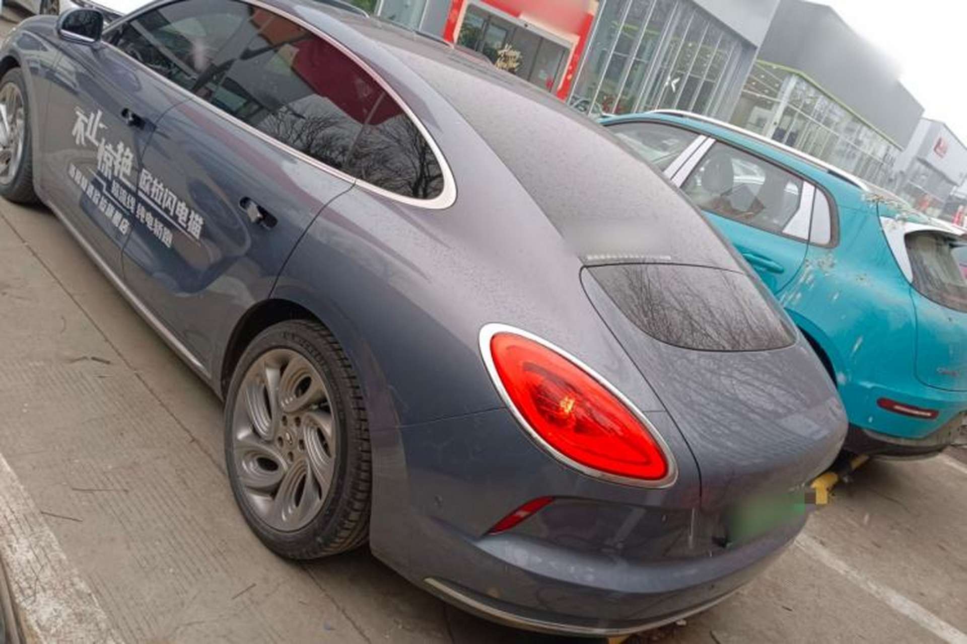 Used ORA Lightning Cat 2022 555 km Luxury Edition Exterior 4