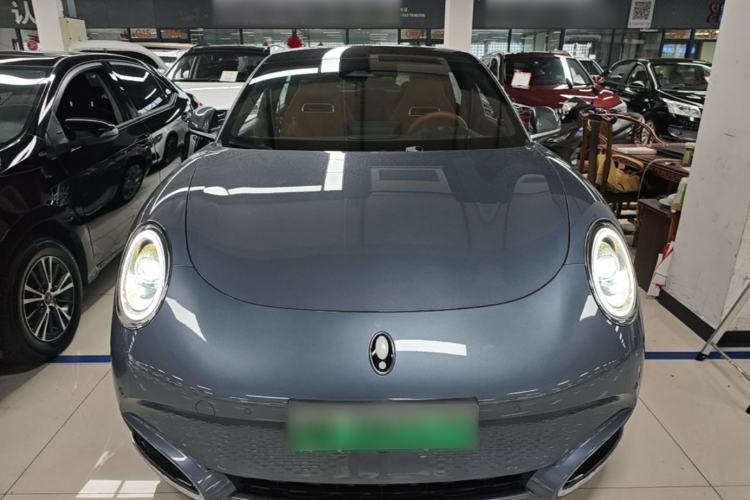 Used ORA Lightning Cat 2022 555 km Luxury Edition Front