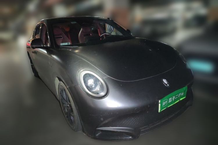 Used ORA Lightning Cat 2022 555 km Luxury Edition Front Right 45 Deg