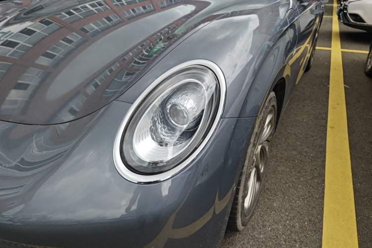 Used ORA Lightning Cat 2022 555 km Luxury Edition Left Front Headlight
