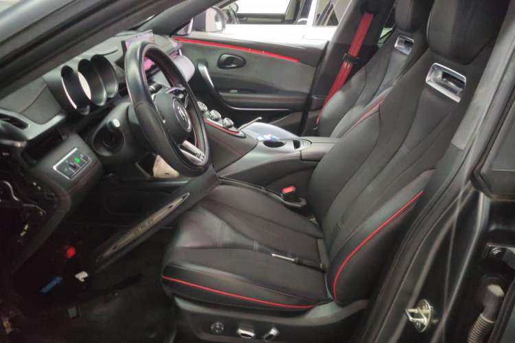 Used ORA Lightning Cat 2022 705 km Long-Range Version Left Front Seat