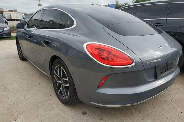 Used ORA Lightning Cat 2022 555 km Luxury Edition Rear Left 45 Deg