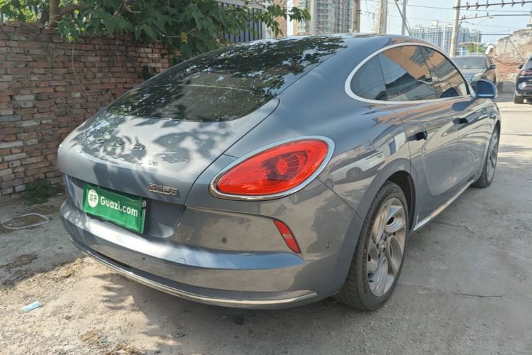 Used ORA Lightning Cat 2022 555 km Luxury Edition Rear Right 45 Deg