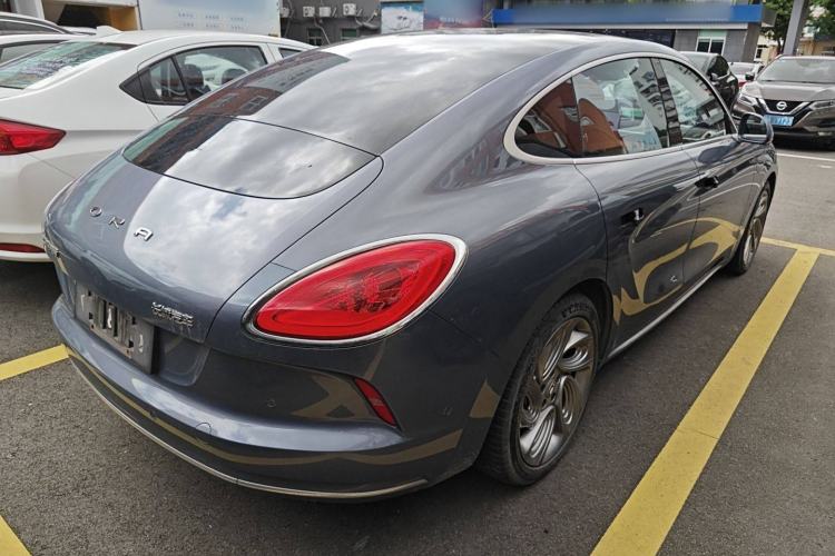 Used ORA Lightning Cat 2022 555 km Luxury Edition Rear Right 45 Deg