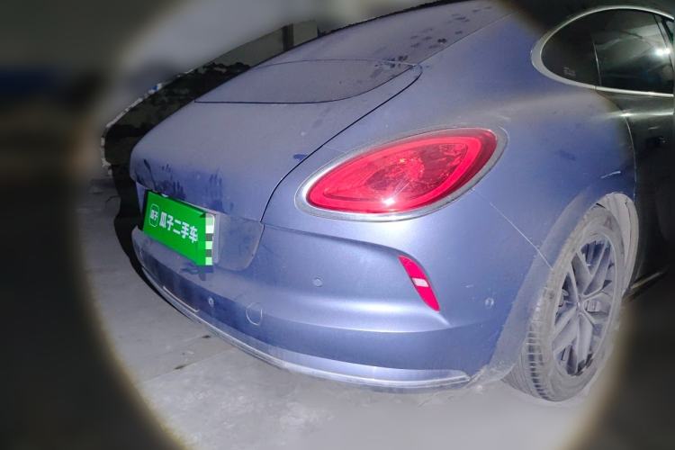 Used ORA Lightning Cat 2022 555 km Luxury Edition Rear