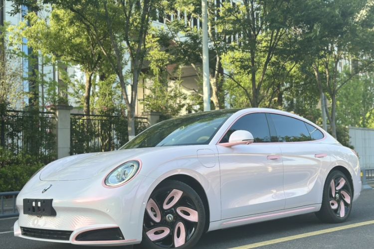 Used ORA Lightning Cat 2022 555 km Luxury Edition Exterior 1