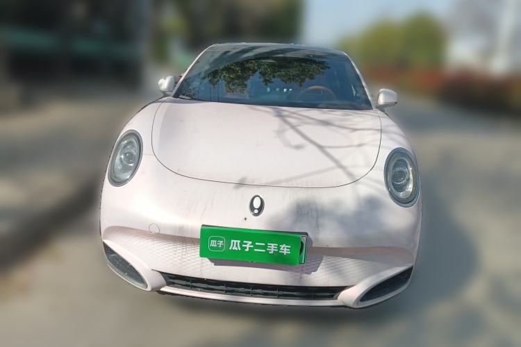 Used ORA Lightning Cat 2022 555 km Luxury Edition Front