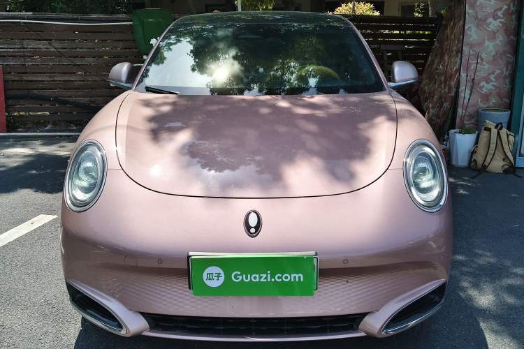 Used ORA Lightning Cat 2022 555 km Luxury Edition Front
