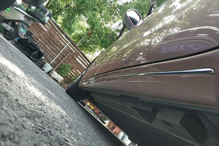 Used ORA Lightning Cat 2022 600 km All-Wheel Drive High-Performance Version Left Side Sill