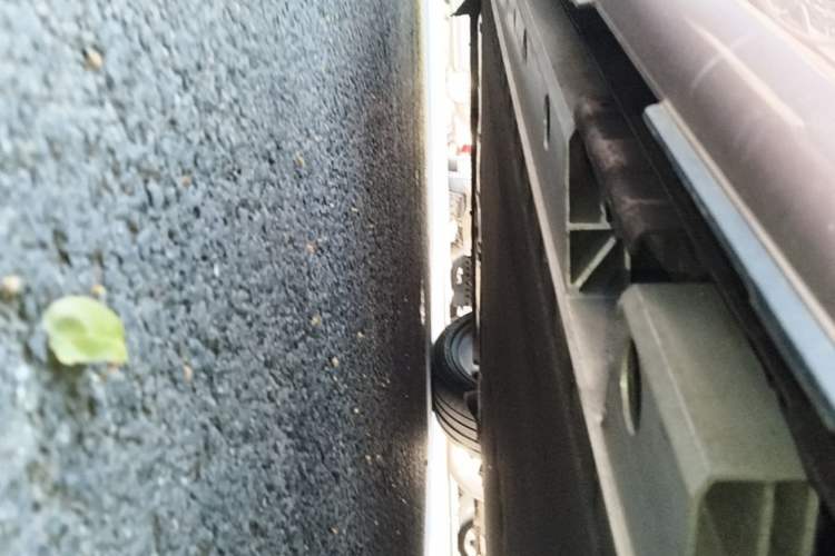 Used ORA Lightning Cat 2022 555 km Luxury Edition Left Side Sill