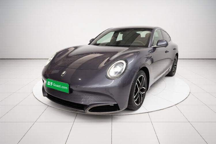 ORA Lightning Cat 2022 555 km Luxury Edition - Premium