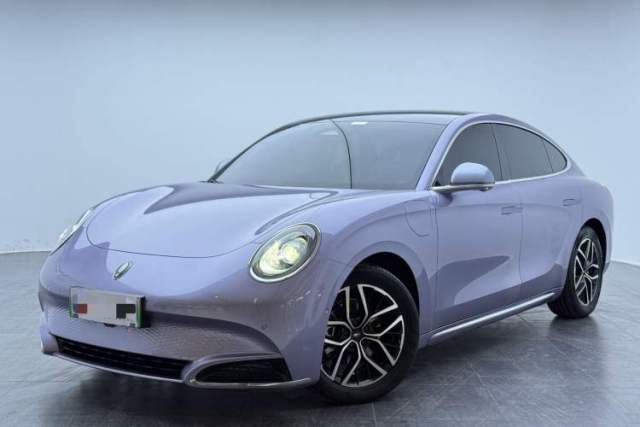 Used ORA Lightning Cat 2022 555 km Luxury Edition