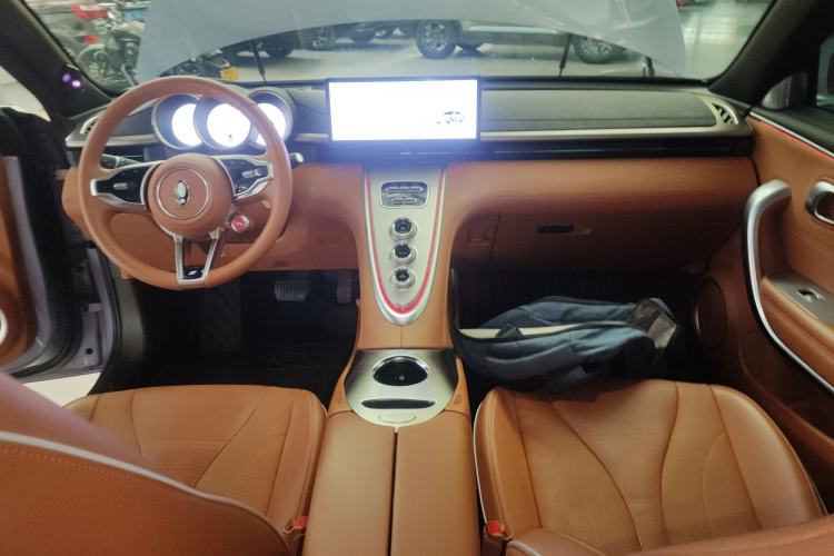 Used ORA Lightning Cat 2022 600 km All-Wheel Drive High-Performance Version Center Console