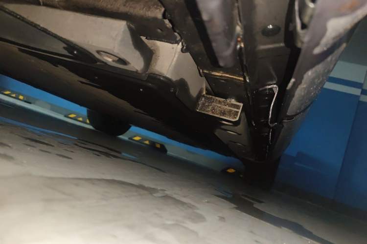 Used ORA Lightning Cat 2022 555 km Luxury Edition Chassis Front Left