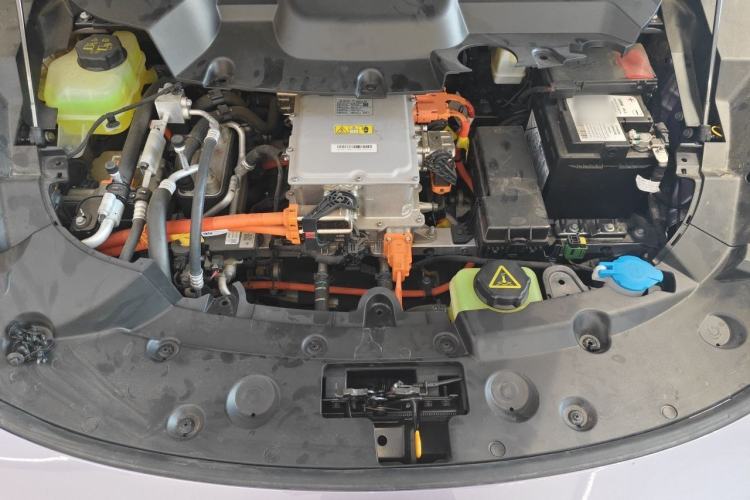 Used ORA Lightning Cat 2022 555 km Luxury Edition Engine Bay