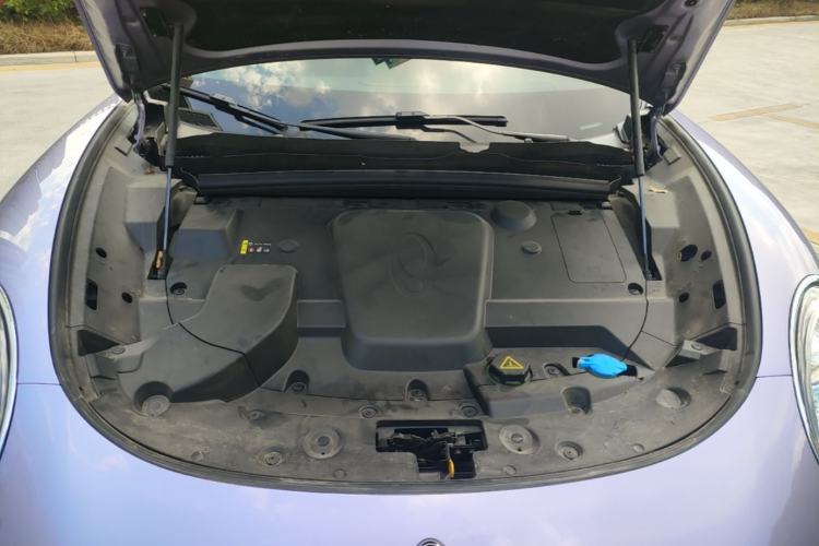 Used ORA Lightning Cat 2022 555 km Luxury Edition Engine Bay