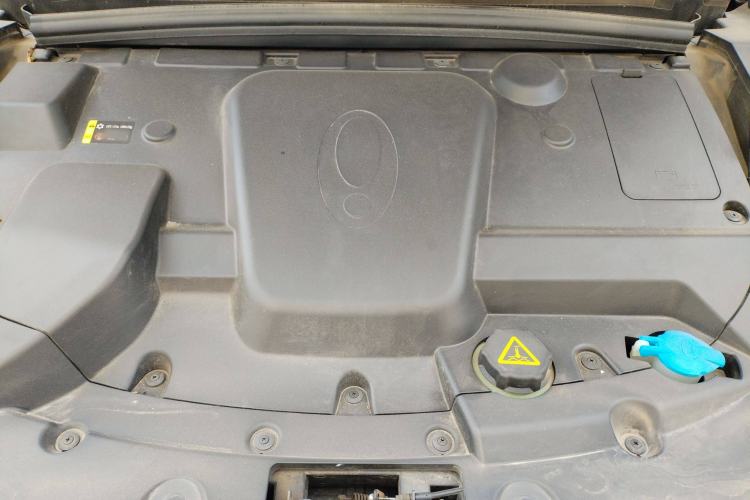 Used ORA Lightning Cat 2022 555 km Luxury Edition Engine Bay