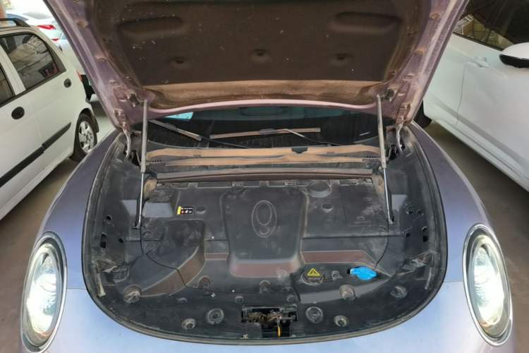 Used ORA Lightning Cat 2022 555 km Luxury Edition Engine Bay