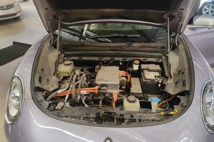 Used ORA Lightning Cat 2022 600 km All-Wheel Drive High-Performance Version Engine Bay