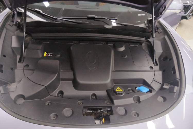 Used ORA Lightning Cat 2022 555 km Luxury Edition Engine Bay