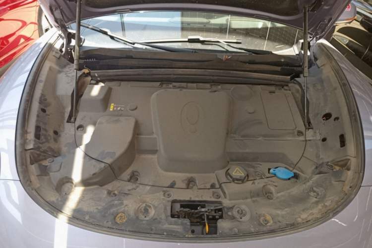 Used ORA Lightning Cat 2022 555 km Luxury Edition Engine Bay