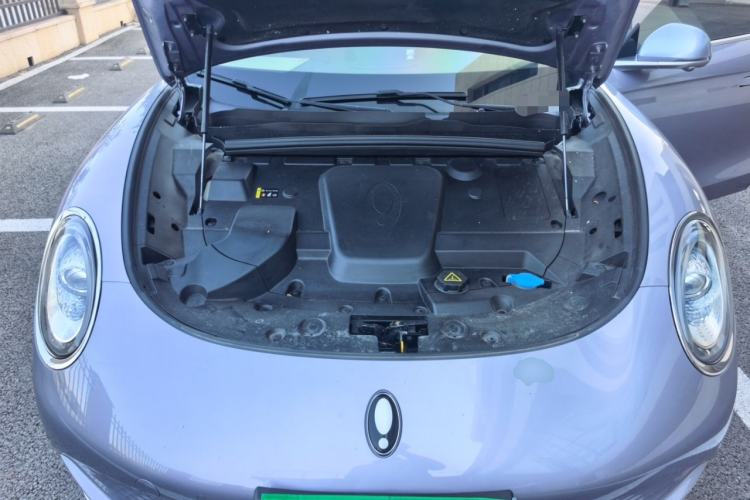 Used ORA Lightning Cat 2022 555 km Luxury Edition Engine Bay