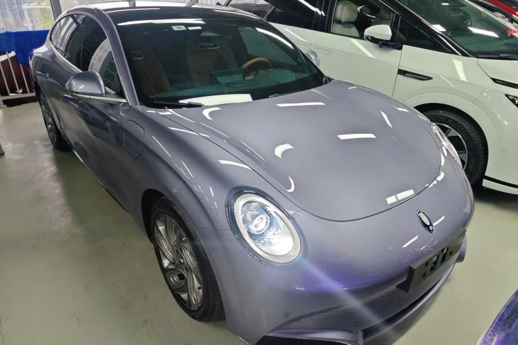 Used ORA Lightning Cat 2022 555 km Luxury Edition Exterior 1