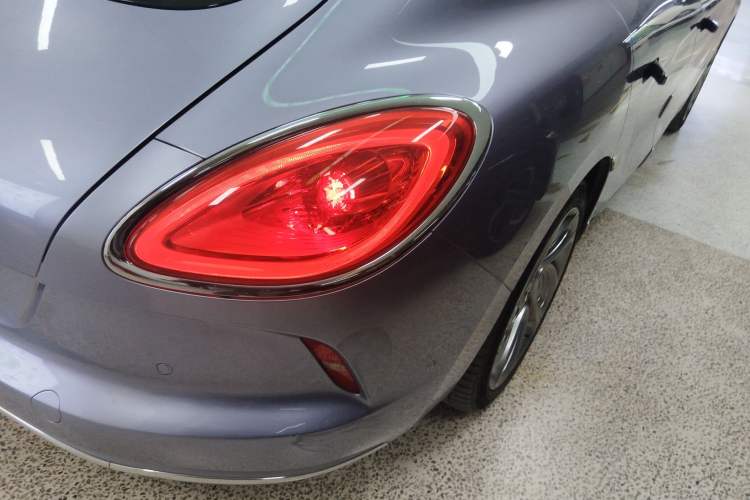 Used ORA Lightning Cat 2022 555 km Luxury Edition Exterior 1