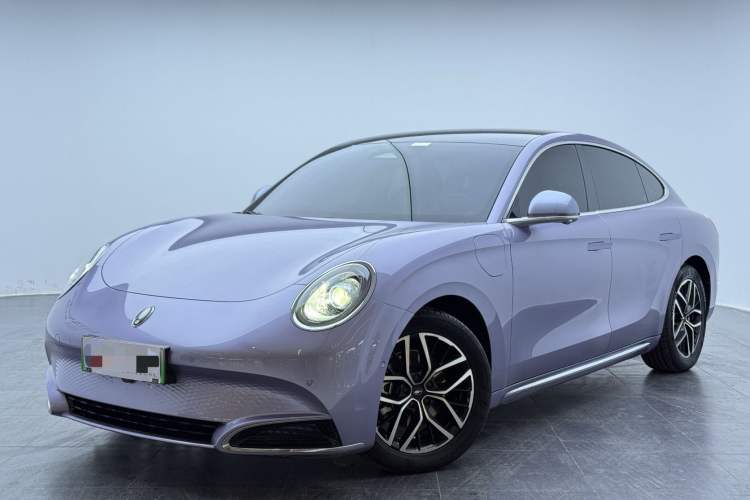Used ORA Lightning Cat 2022 555 km Luxury Edition Exterior 2